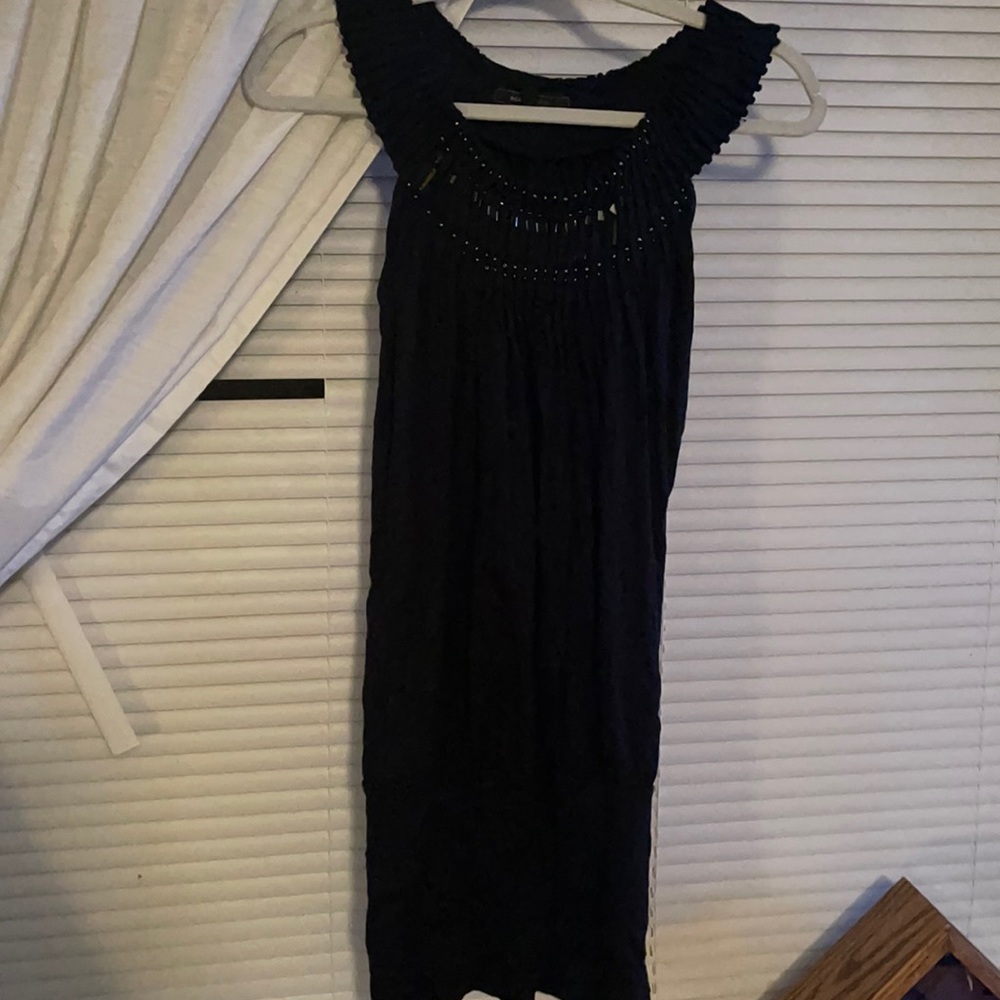 Sleeveless tunic